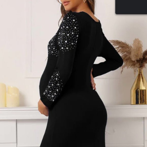 Glamix Sexy Black Beaded Deep V-neck Thigh-high Slit Maternity Dress - Picture 2 of 5